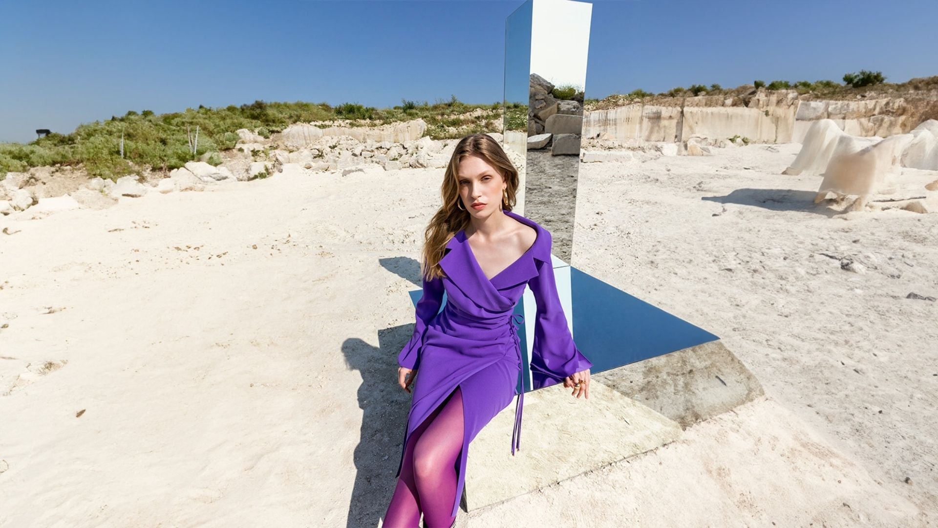 How Should Petite Women Dress?  Kameya
