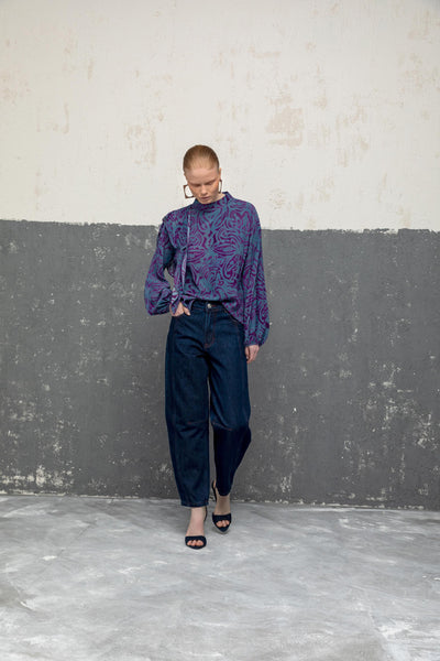 STRAIGHT LEG DENIM TROUSERS 26W20811