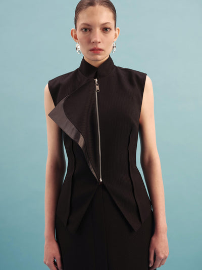 LAYERED VEST WITH ZIPPER DETAIL