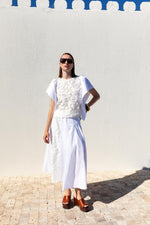 RUFFLED BLOUSE WITH LACE EMBROIDERY