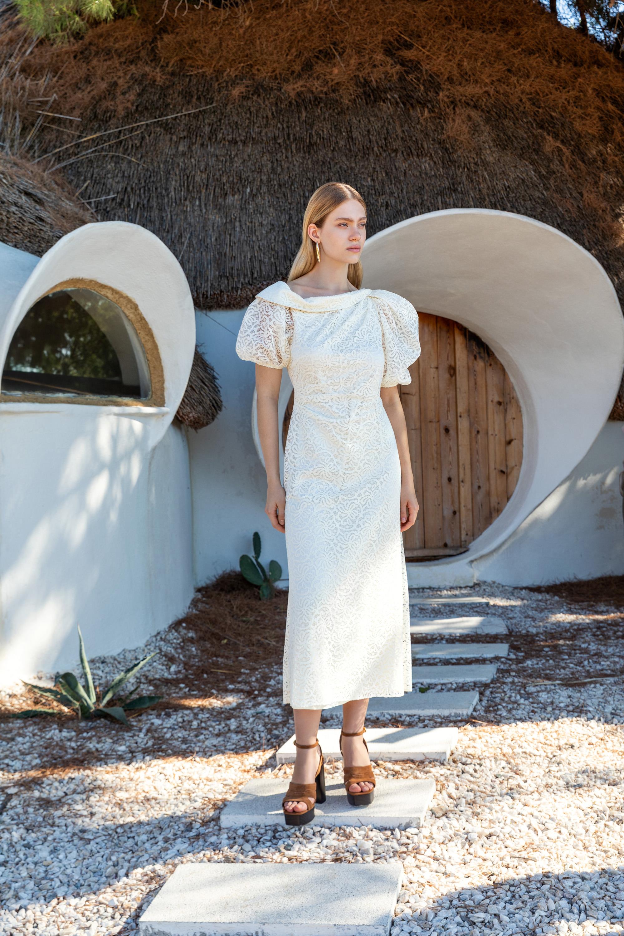 BOAT NECK LACE MIDI DRESS – Kameya