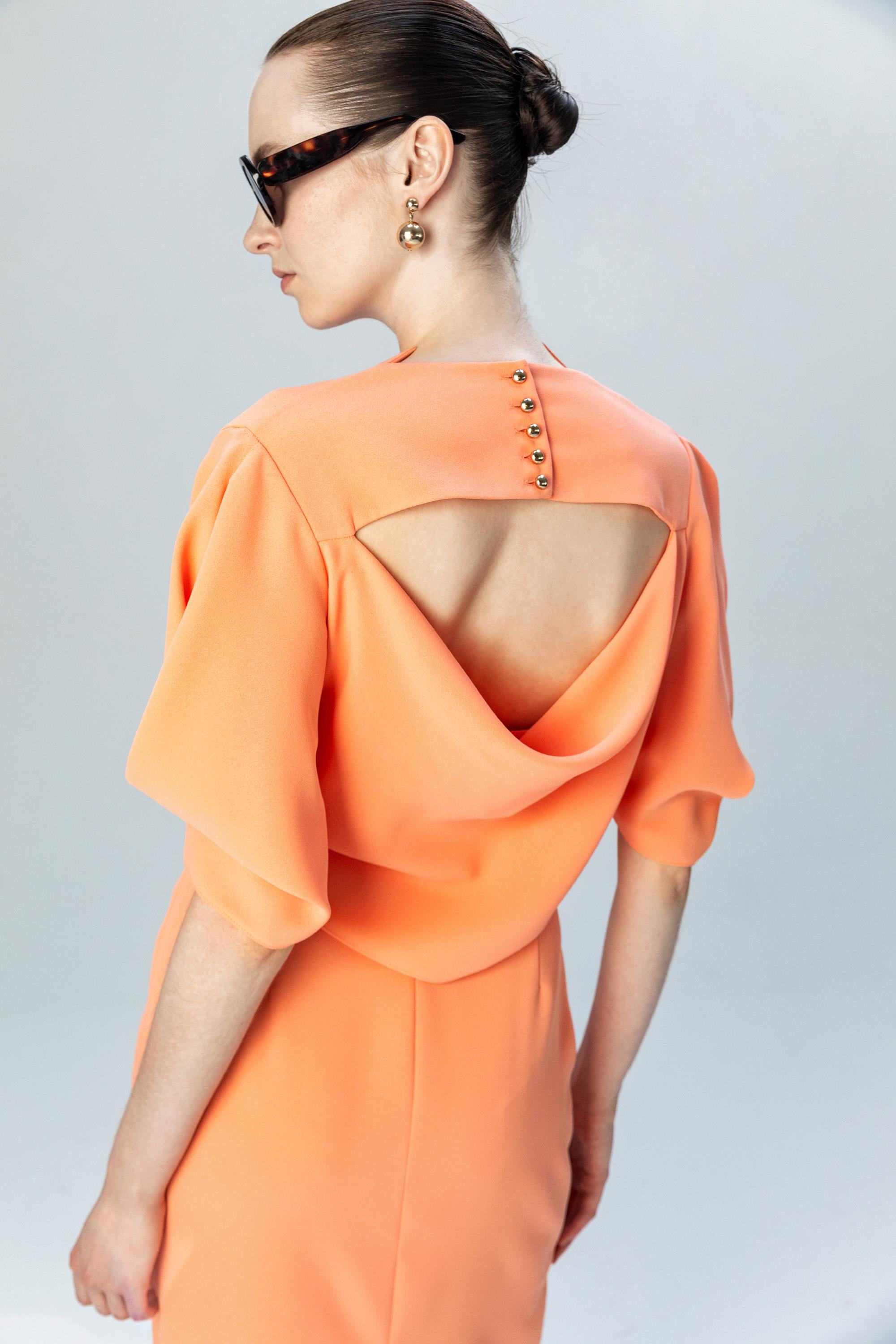 BACKLESS MIDI DRESS Kameya BACKLESS MIDI DRESS Kameya