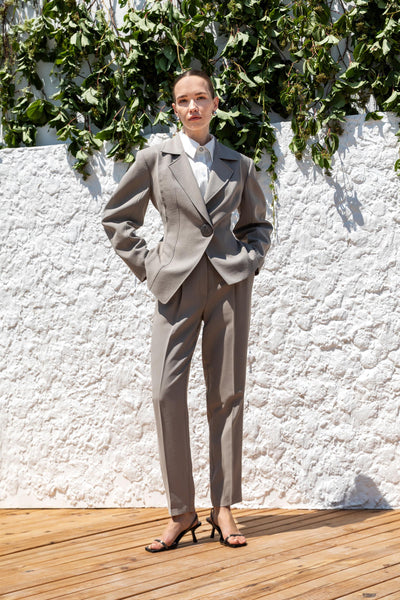 SINGLE-BUTTON BLAZER JACKET